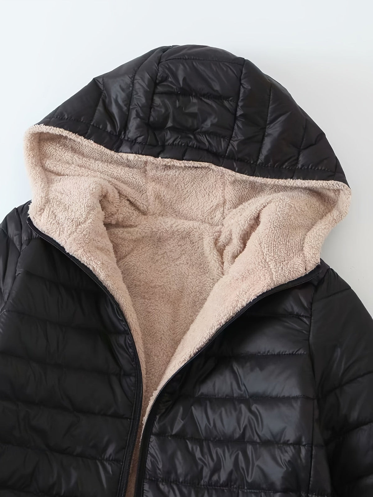 VICKY™ – Sıcak Tutan Polar Astarlı Şişme Mont